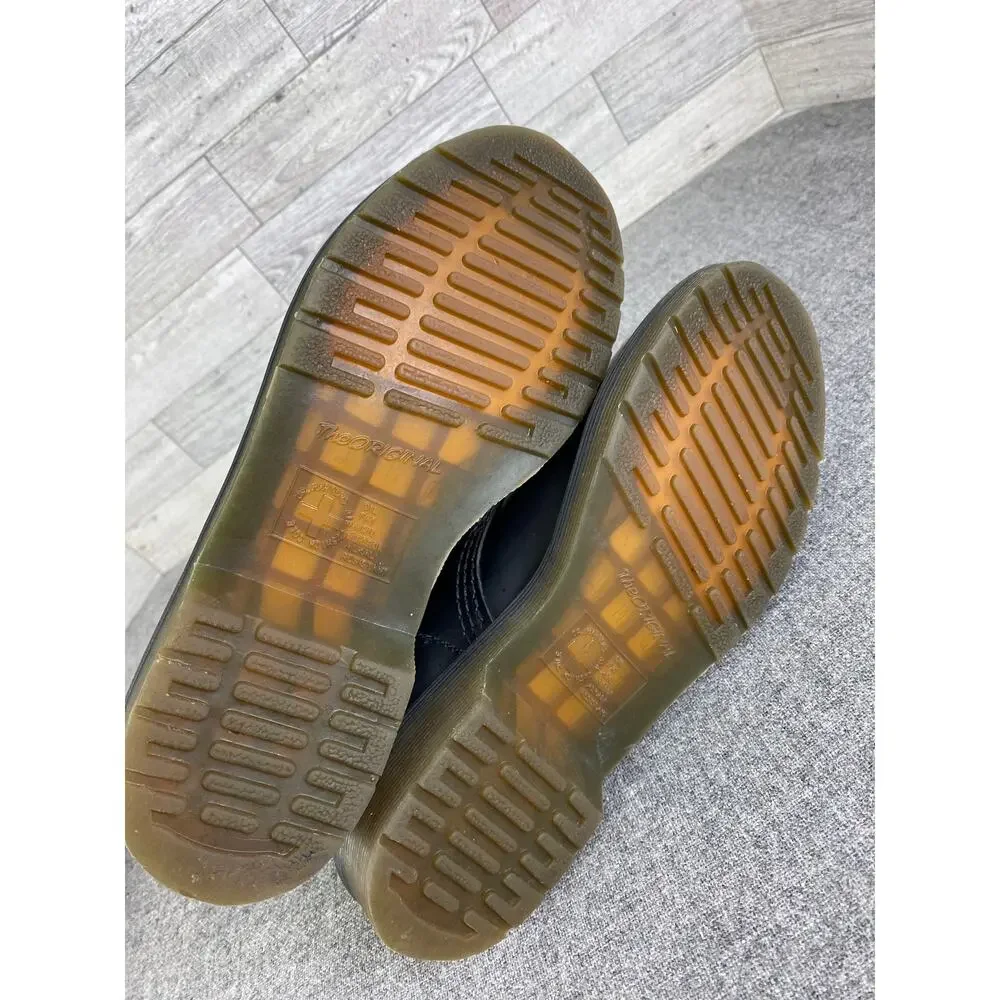 DR MARTENS 1460 Black Smooth Leather Lace Up Boots 7 Yellow Welt Stiched - Picture 4 of 8